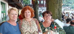 Claudia, Inge, Martina. Dabei waren noch Archie (Thekendienst) und Petra, Wolfgang (leider nicht im Bild).